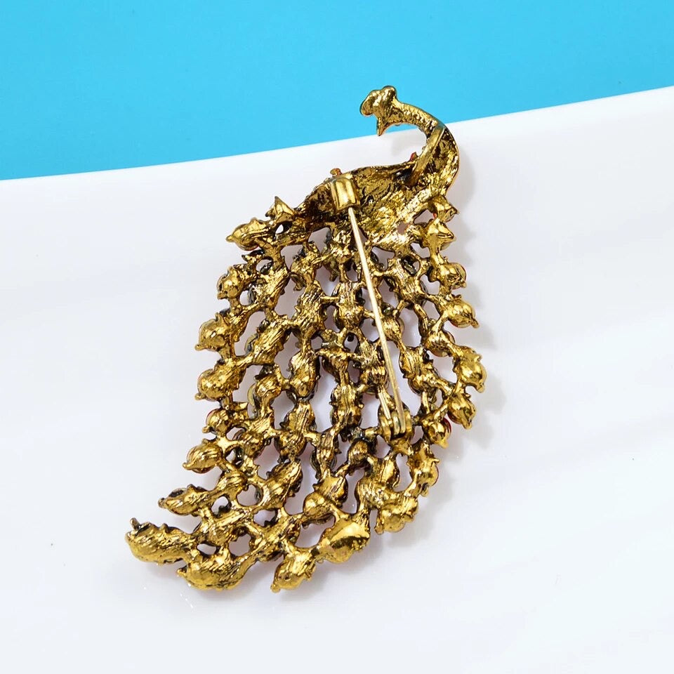Crystal Peacock Brooch Pin For Women scarf charm Pendant Party Jewelry Gift