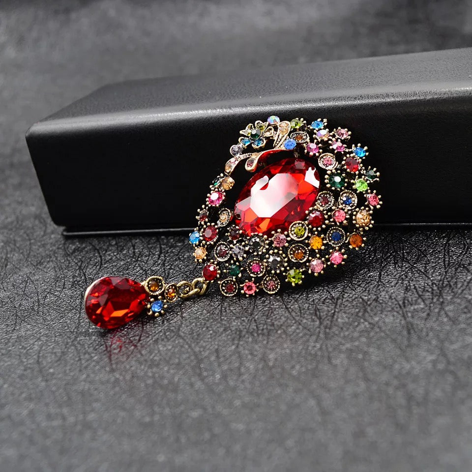 Crystal brooch teardrop lapel pin women jewelry