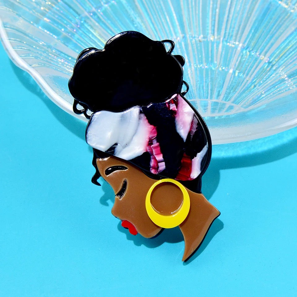 Brooch/label pin African beauty jewelry