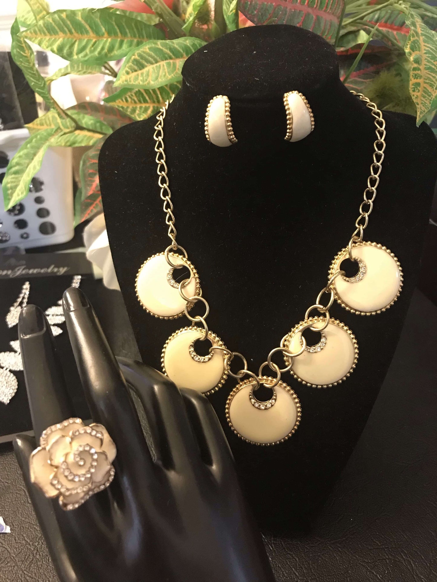 Enamel necklace earrings set for women Ivory color with rhinestone jewelry