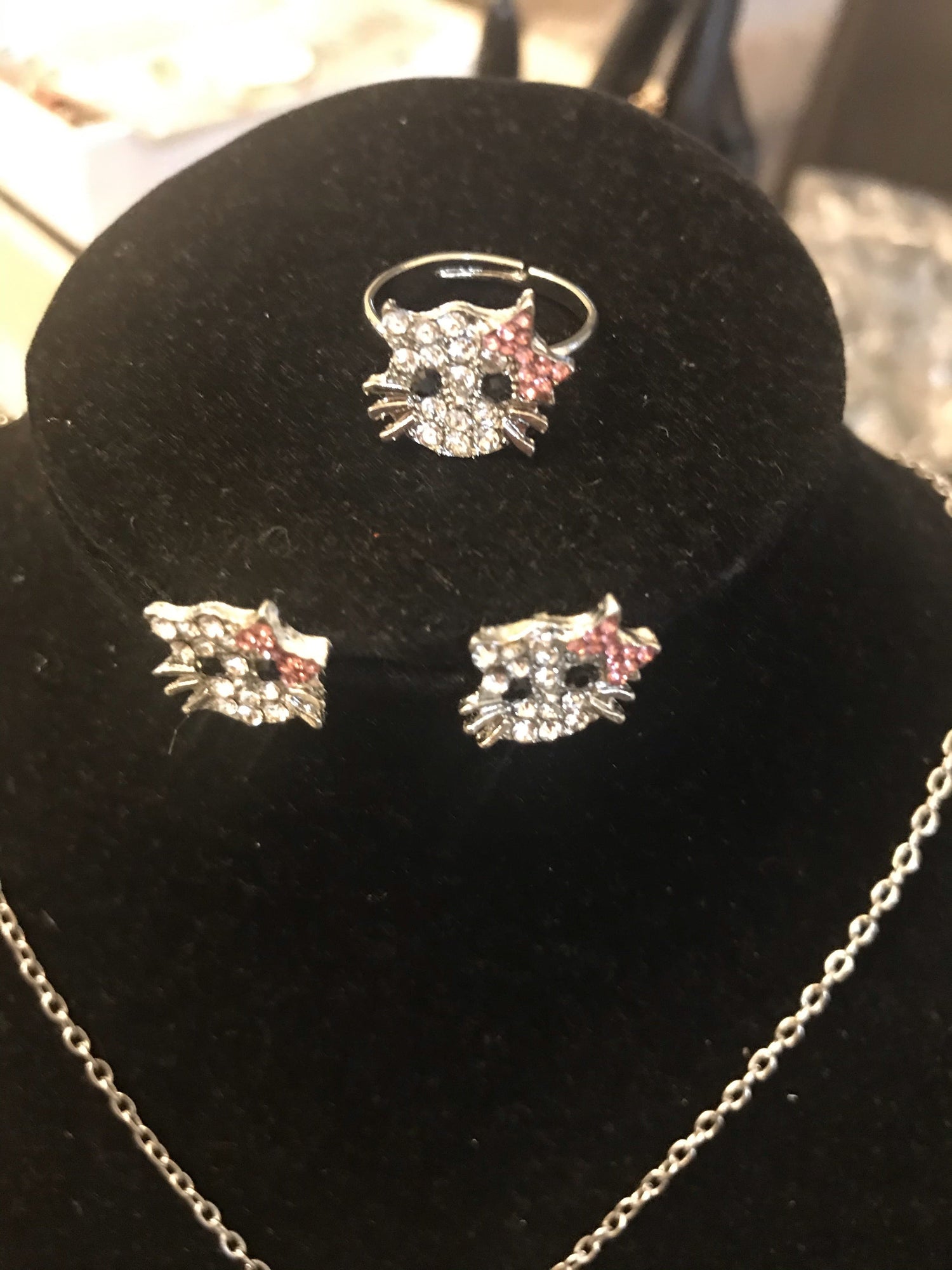 hello kitty necklace earrings ring complete jewelry set
