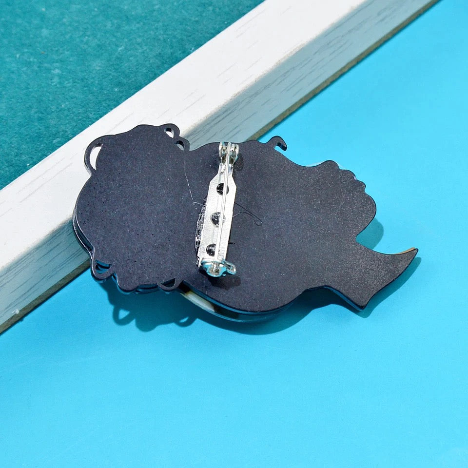 Brooch/label pin African beauty jewelry