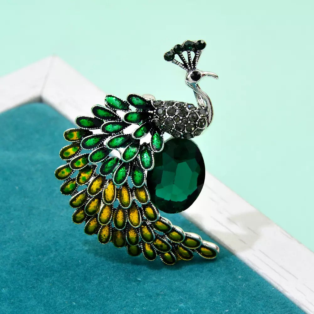 Peacock brooch Beautiful crystal decor scarf pin jewelry gift