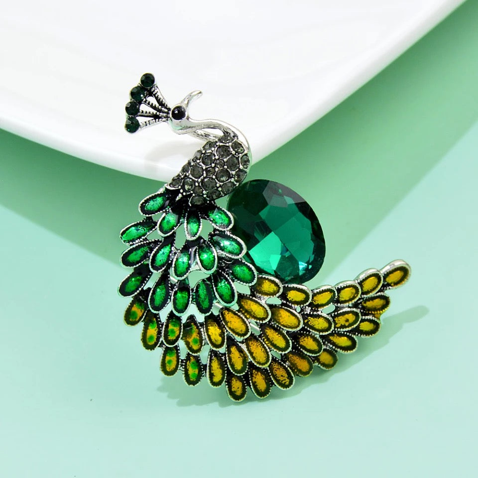 Peacock brooch Beautiful crystal decor scarf pin jewelry gift