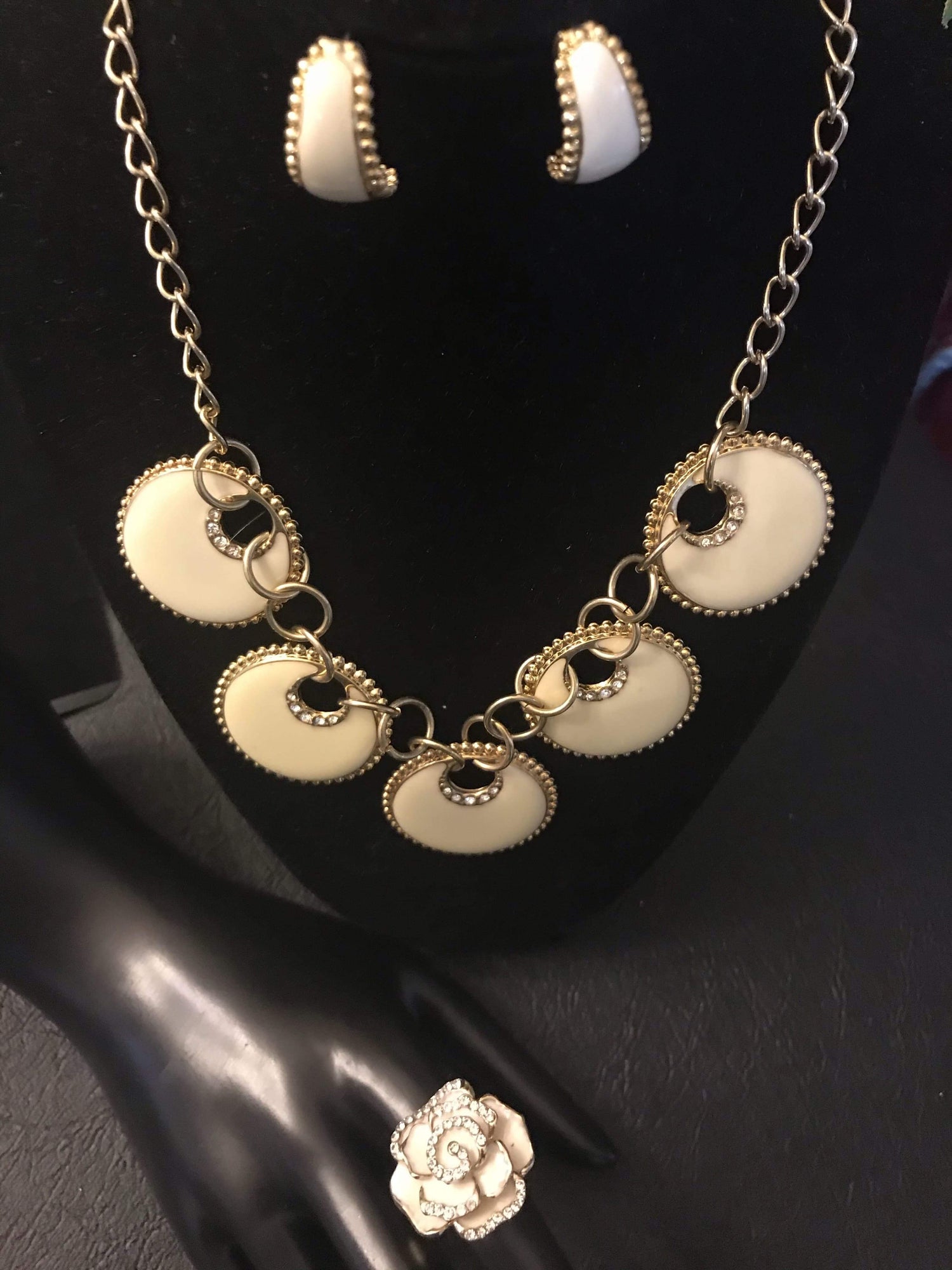Enamel necklace earrings set for women Ivory color with rhinestone jewelry