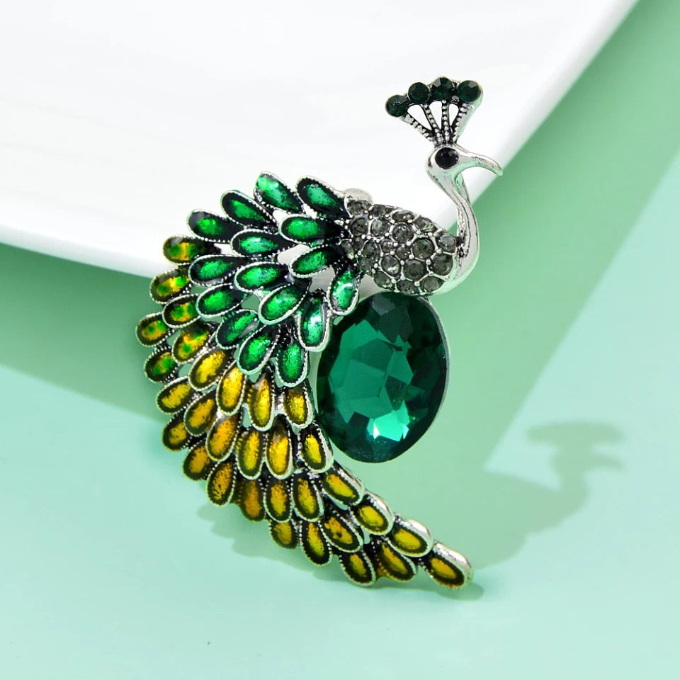 Peacock brooch Beautiful crystal decor scarf pin jewelry gift