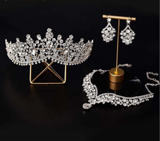 Beautiful tiara set necklace earrings bridal jewelry