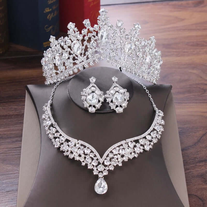 Beautiful tiara set necklace earrings bridal jewelry