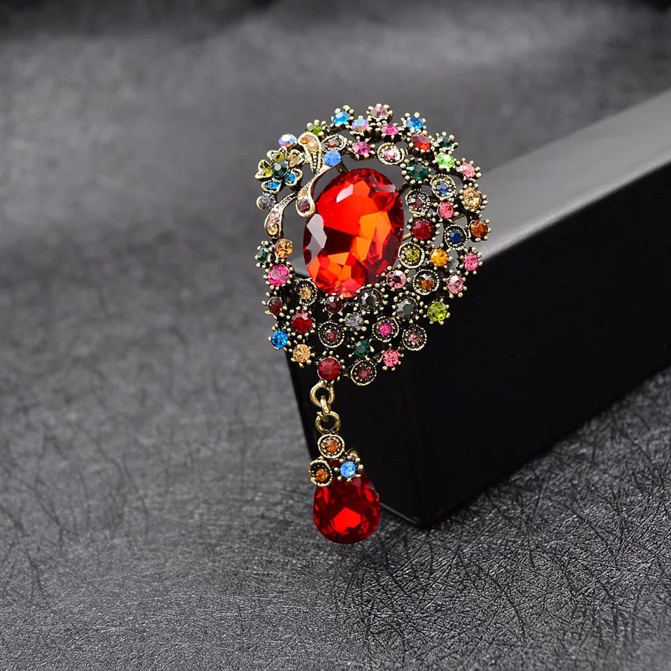 Crystal brooch teardrop lapel pin women jewelry